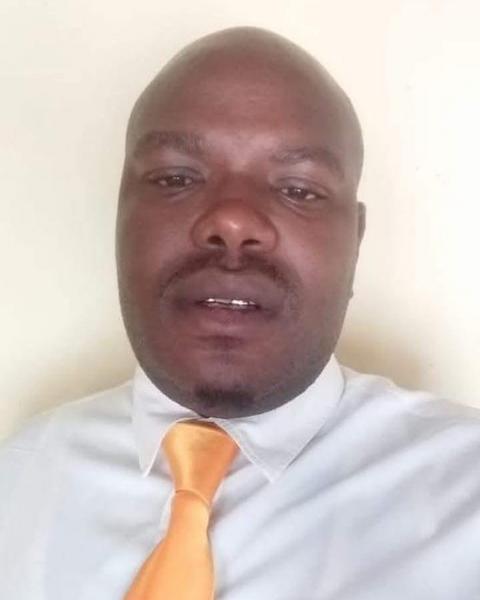 Kgomotso Mashiane, estate agent